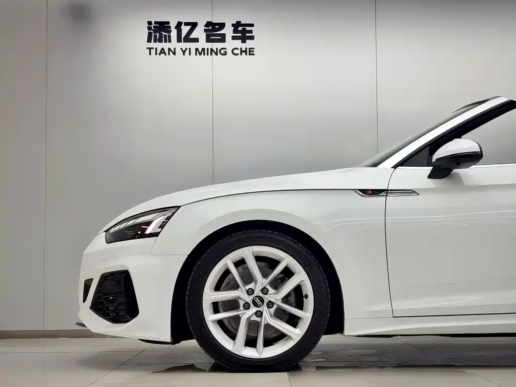 Audi A5 (Import) — фото 3