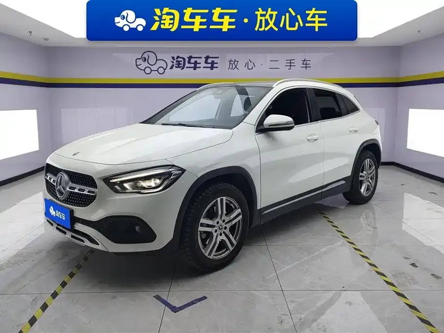 Mercedes-Benz GLA — фото 1