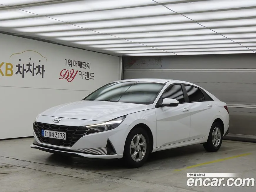 Hyundai AVANTE — фото 1