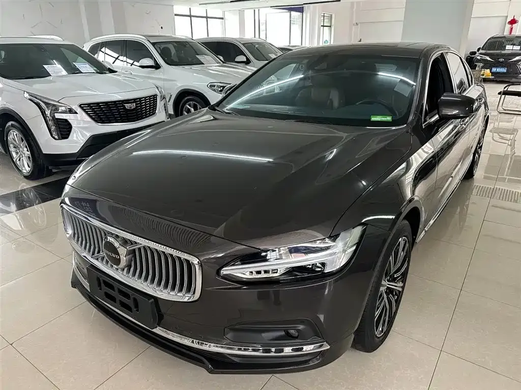 Volvo S90 — фото 7