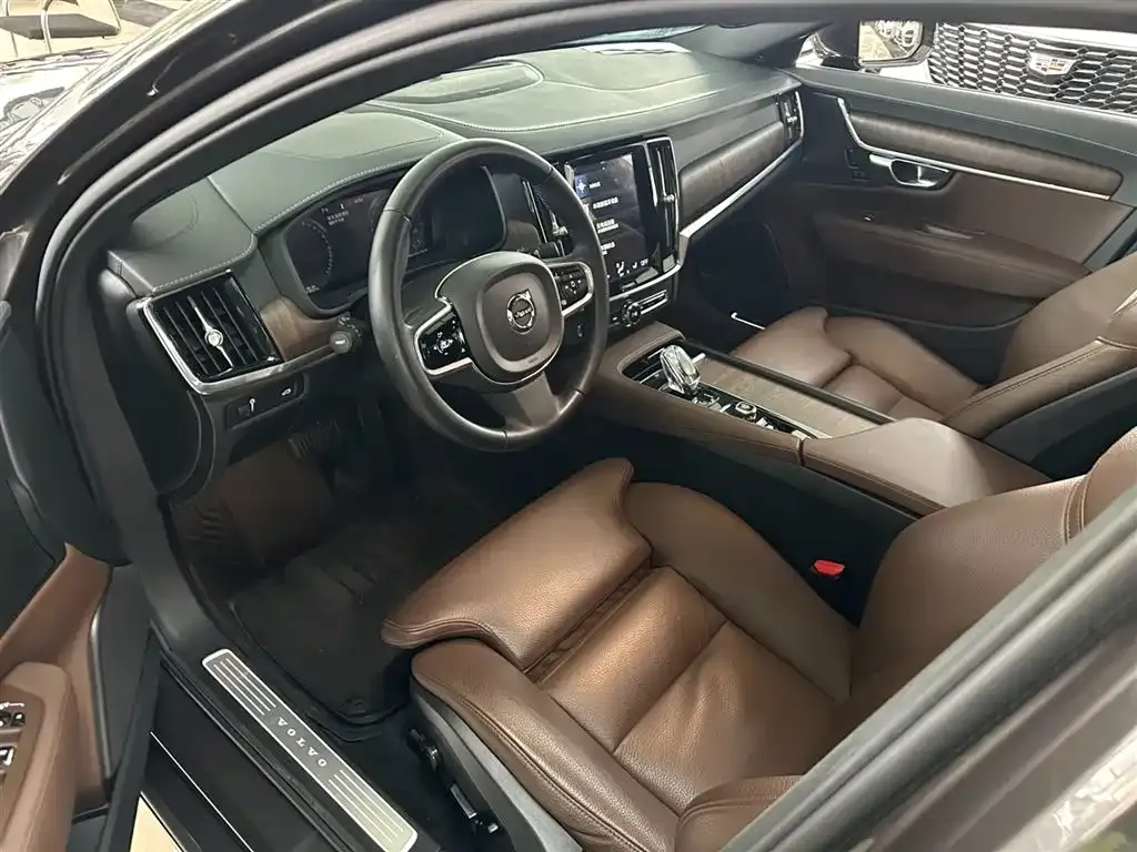 Volvo S90 — фото 5