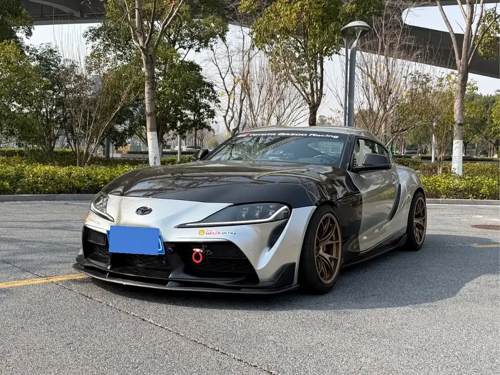 Toyota Supra — фото 1