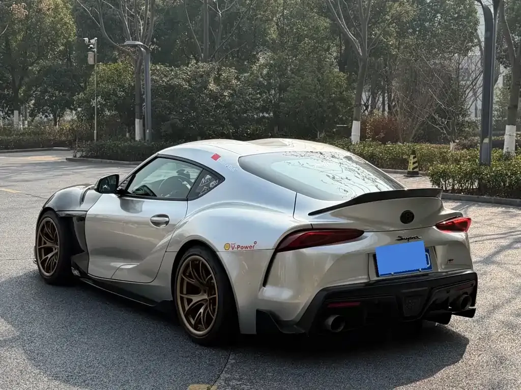 Toyota Supra — фото 6