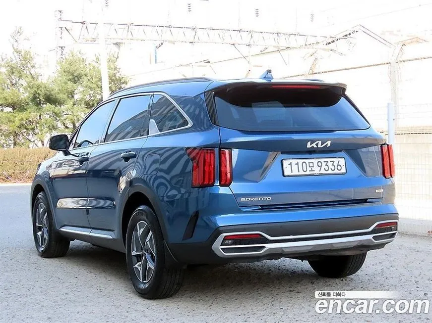 Kia Sorento — фото 4