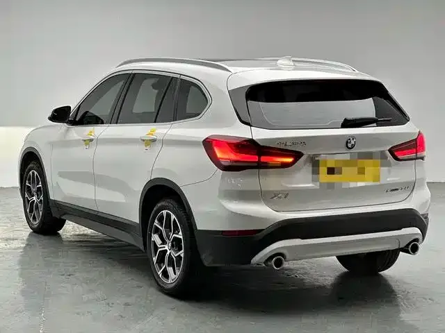 BMW X1 — фото 3