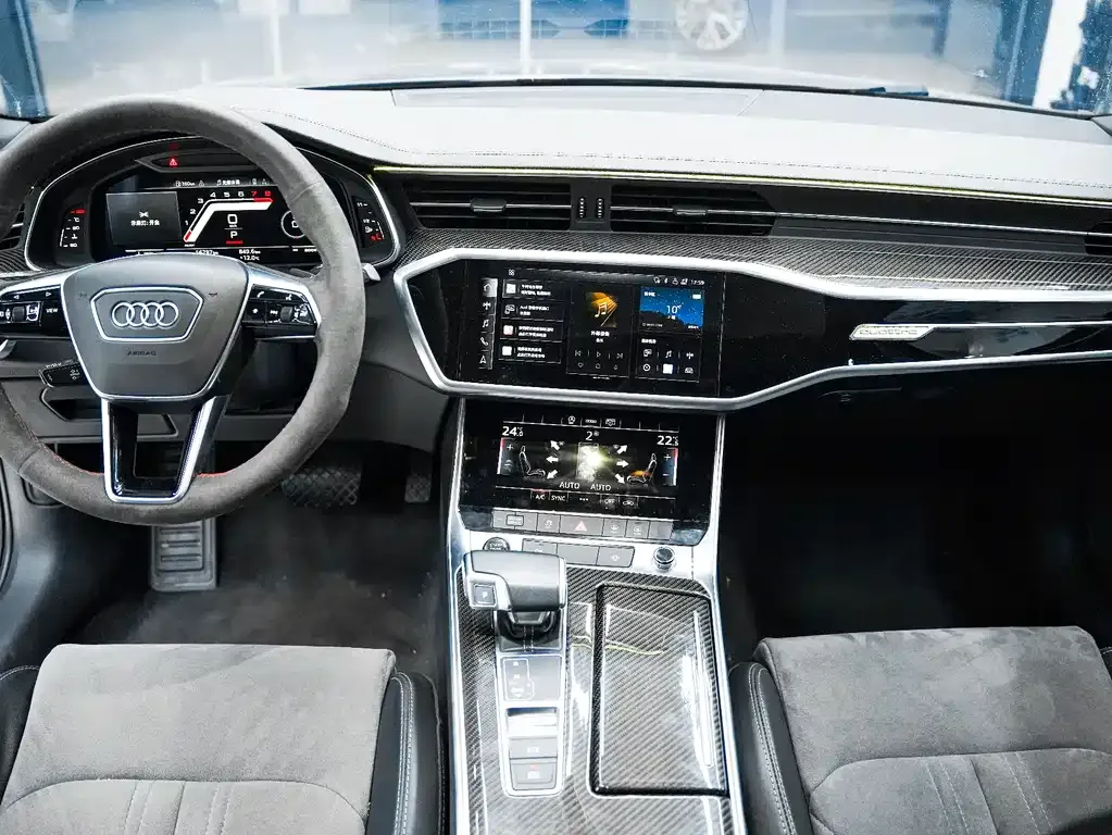 Audi A6L — фото 10