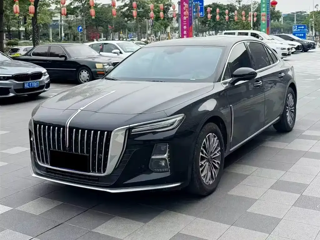 Hongqi H5 — фото 1