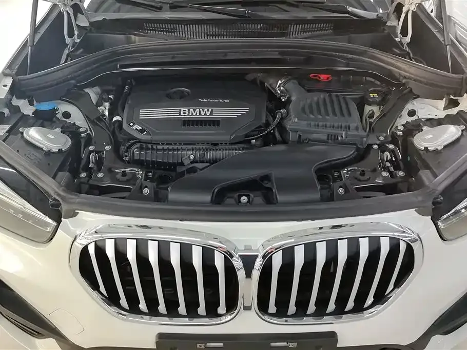 BMW X1 — фото 10