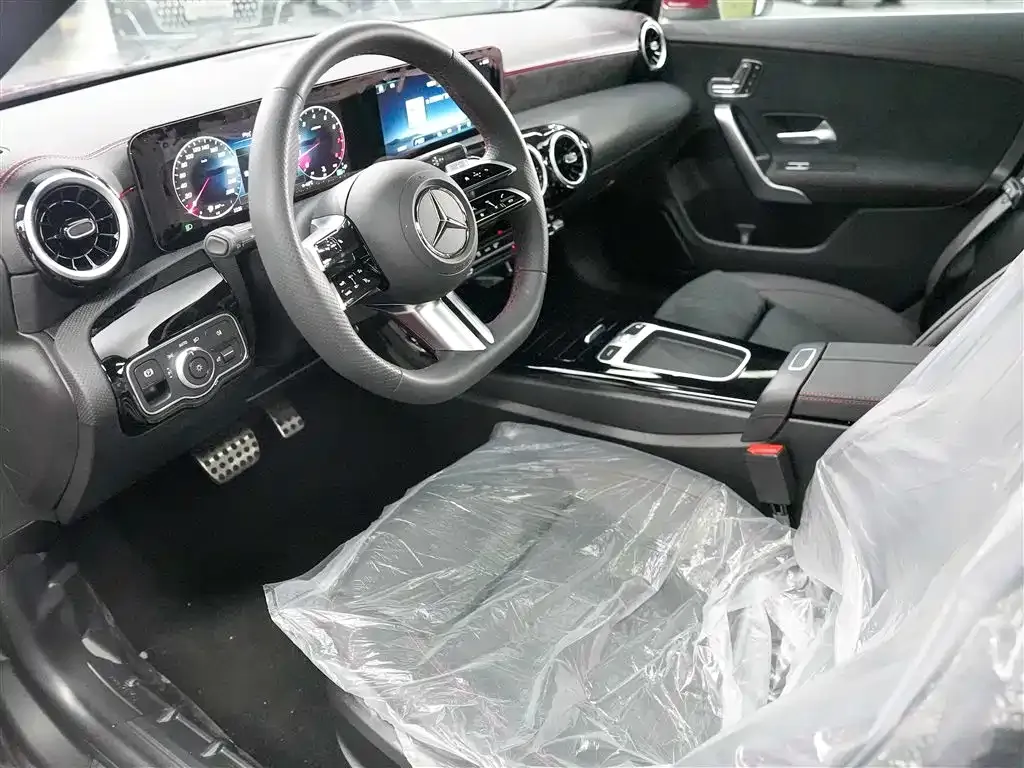 Mercedes-Benz CLA (Import) — фото 10