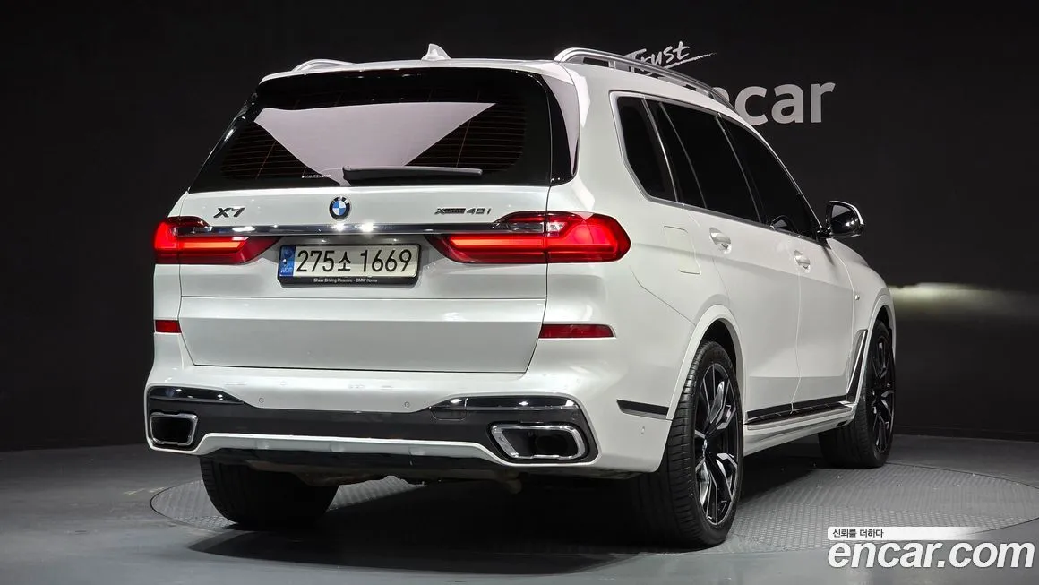 BMW X7 — фото 6