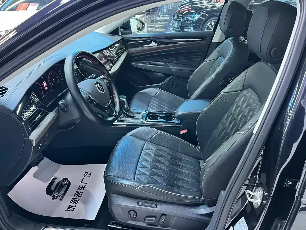 Volkswagen Passat — фото 4