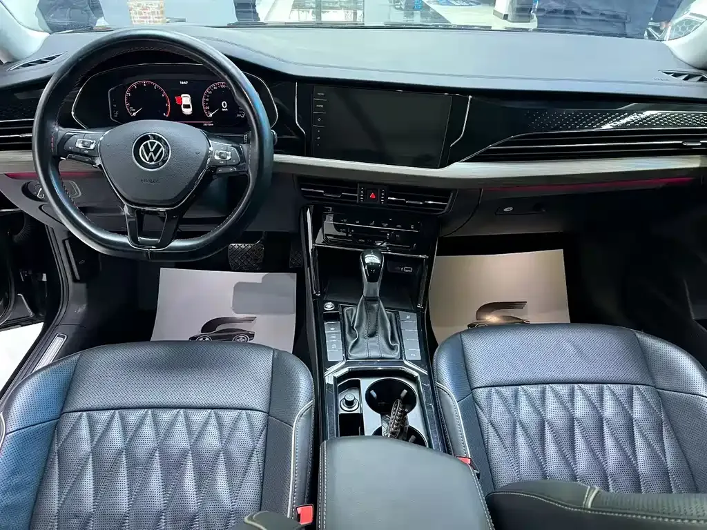 Volkswagen Passat — фото 9