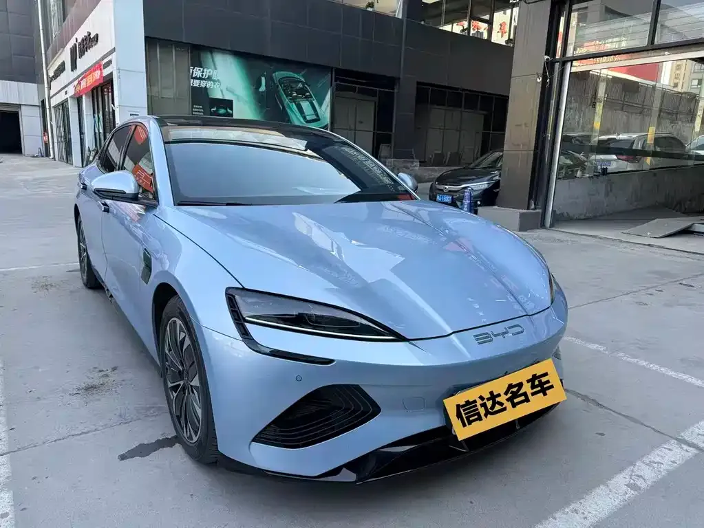 BYD Seal — фото 4