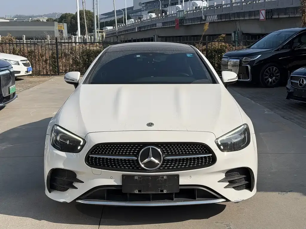 Mercedes-Benz E-Class (Import) — фото 8