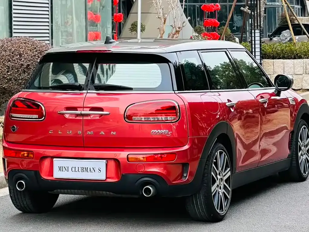 MINI Clubman — фото 6