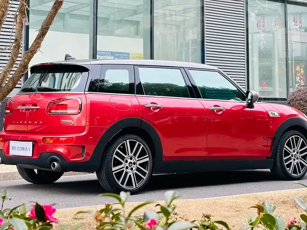 MINI Clubman — фото 10