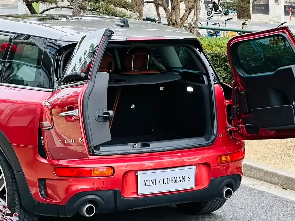 MINI Clubman — фото 9