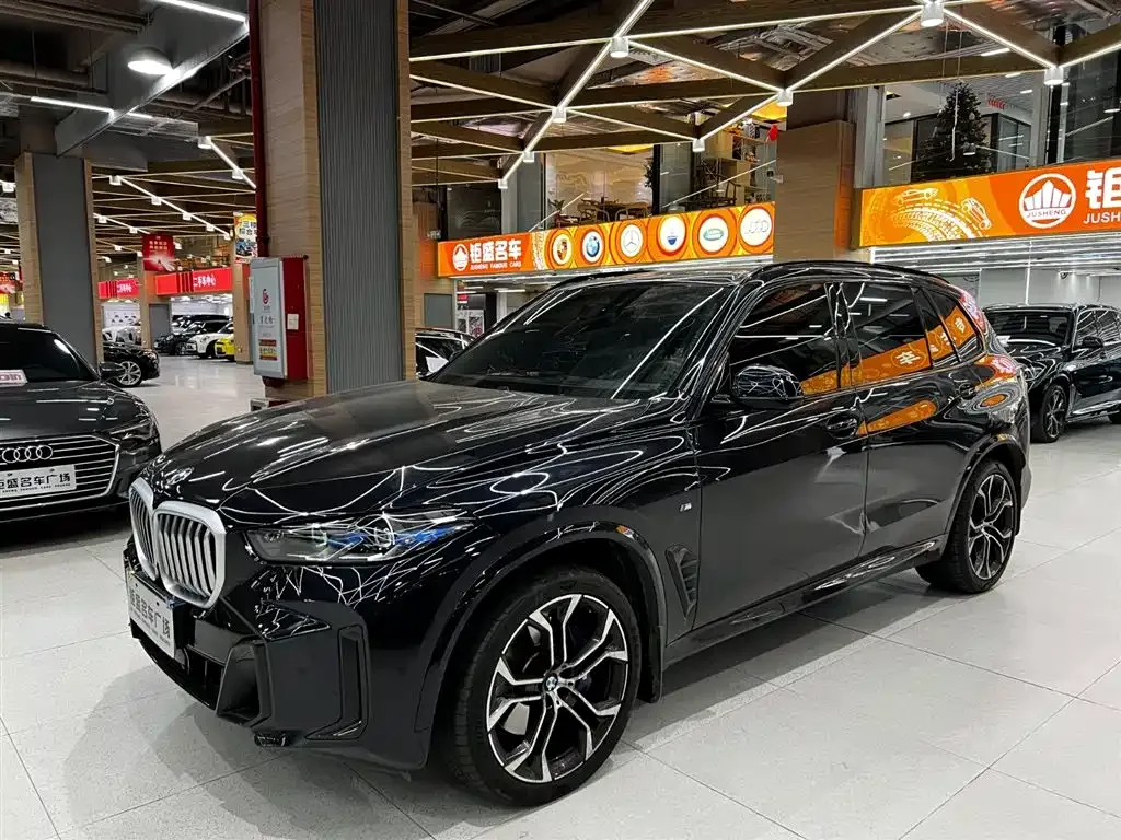 BMW X5 — фото 1