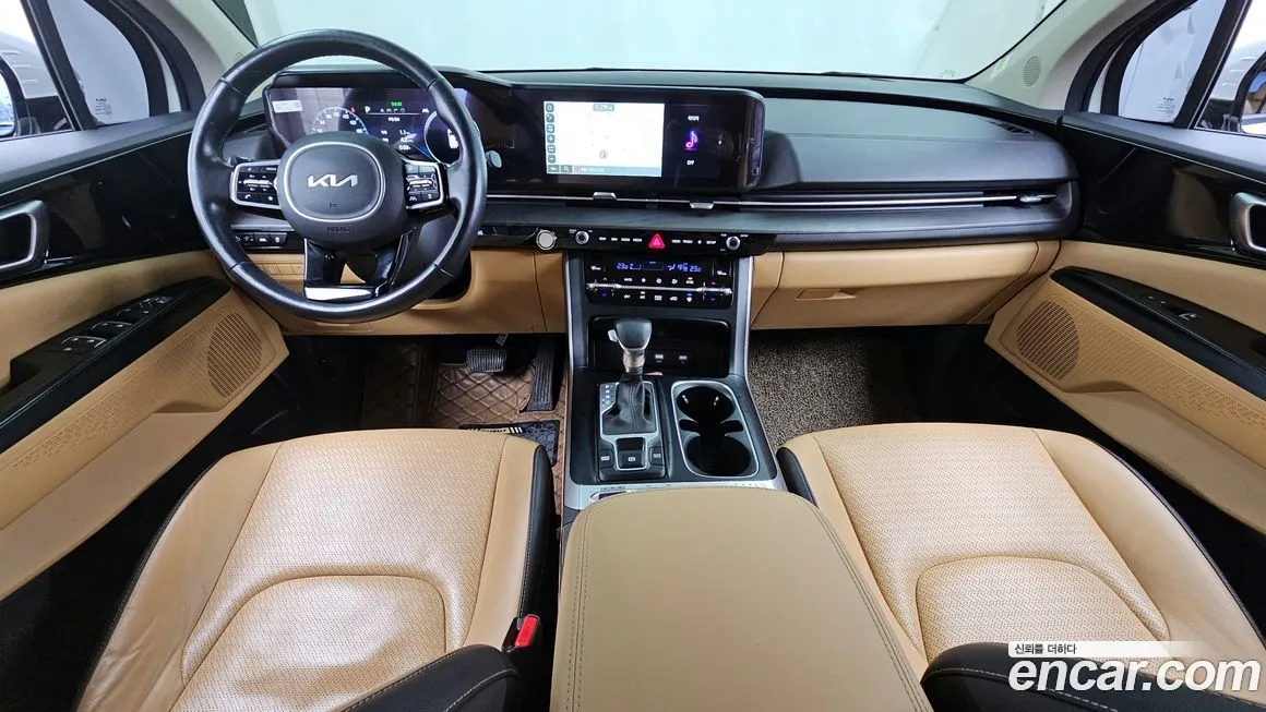 Kia Carnival — фото 10
