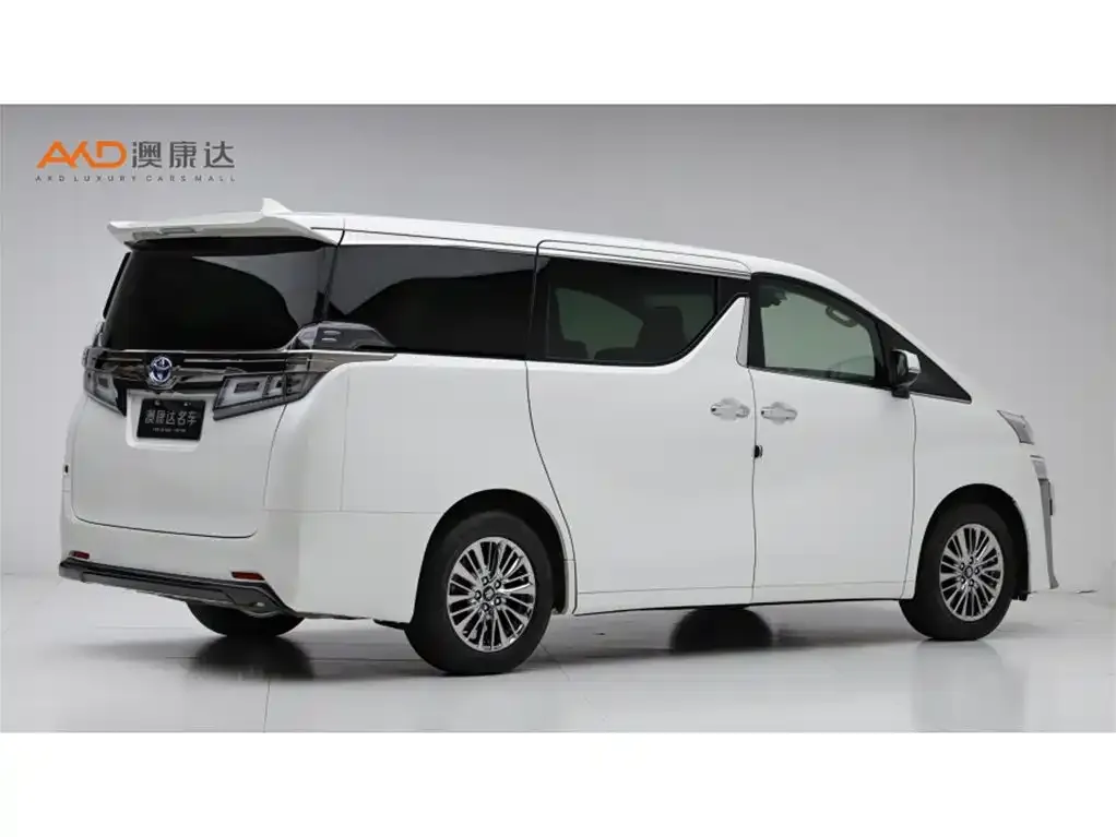 Toyota Vellfire — фото 2