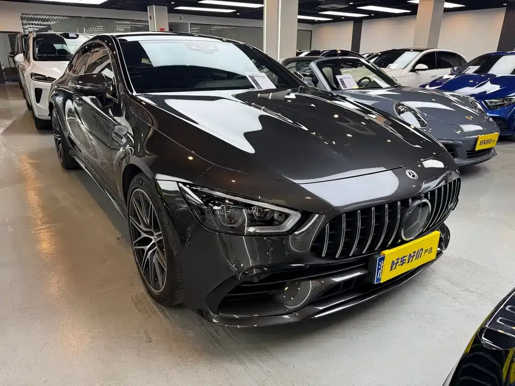 Mercedes-Benz AMG GT — фото 1