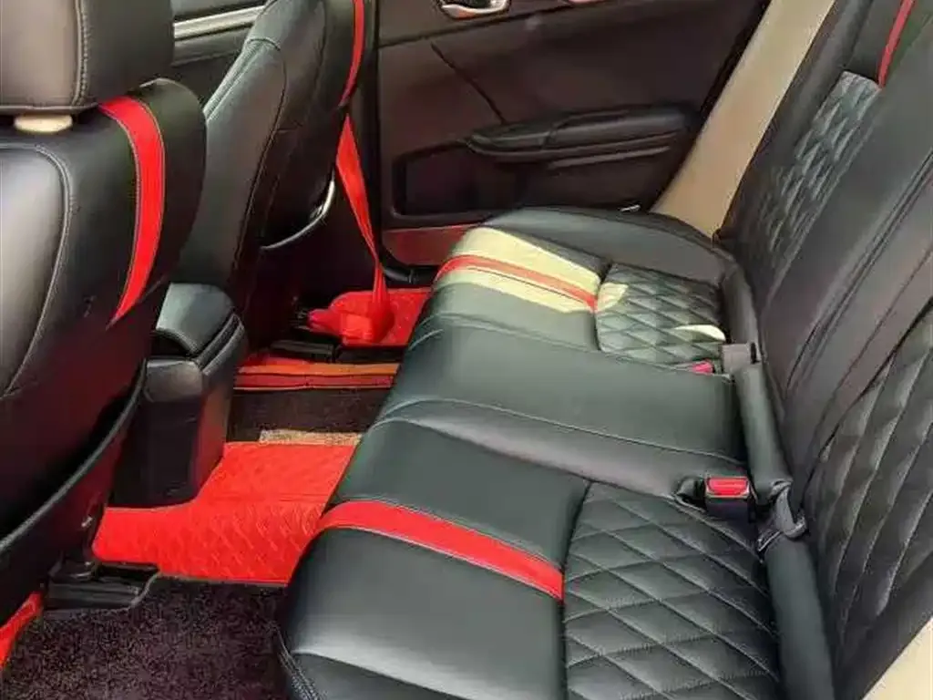 Honda Civic — фото 4