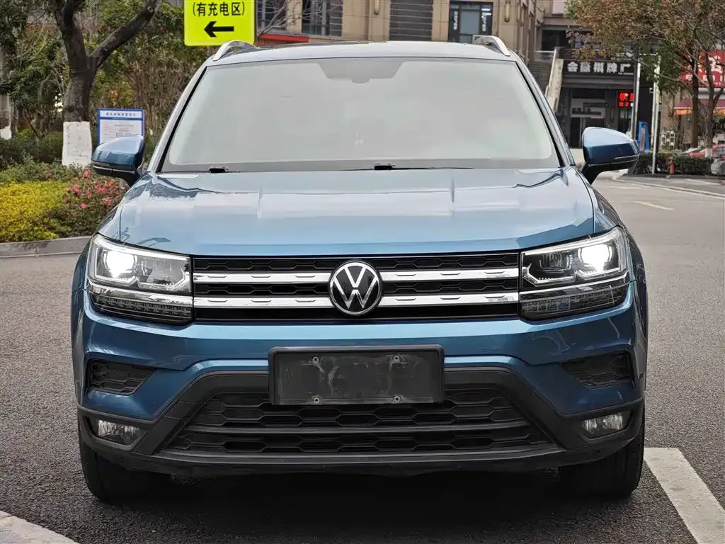 Volkswagen Tharu — фото 8