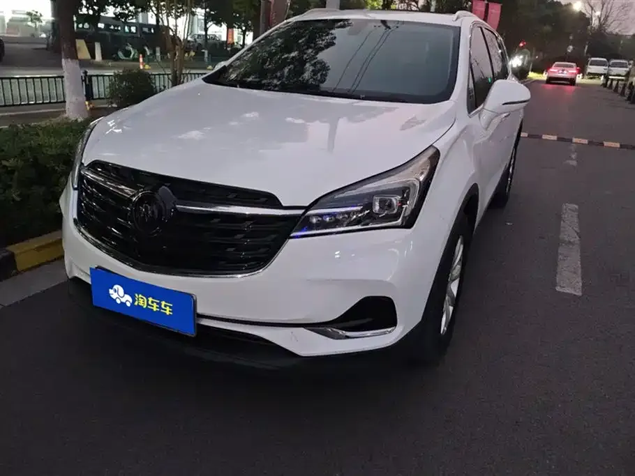 Buick Envision Plus — фото 1
