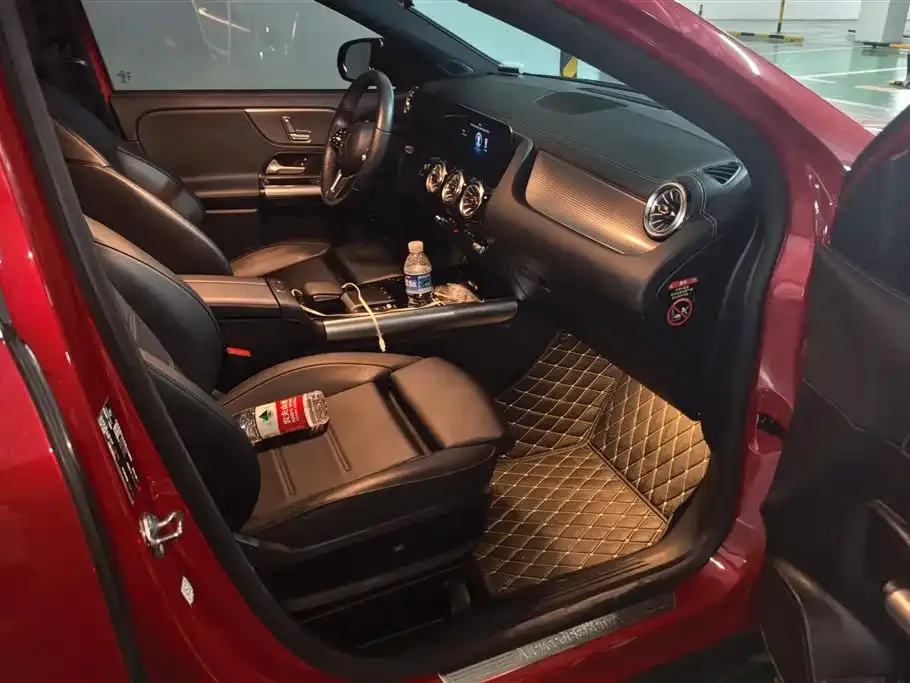 Mercedes-Benz GLA — фото 8
