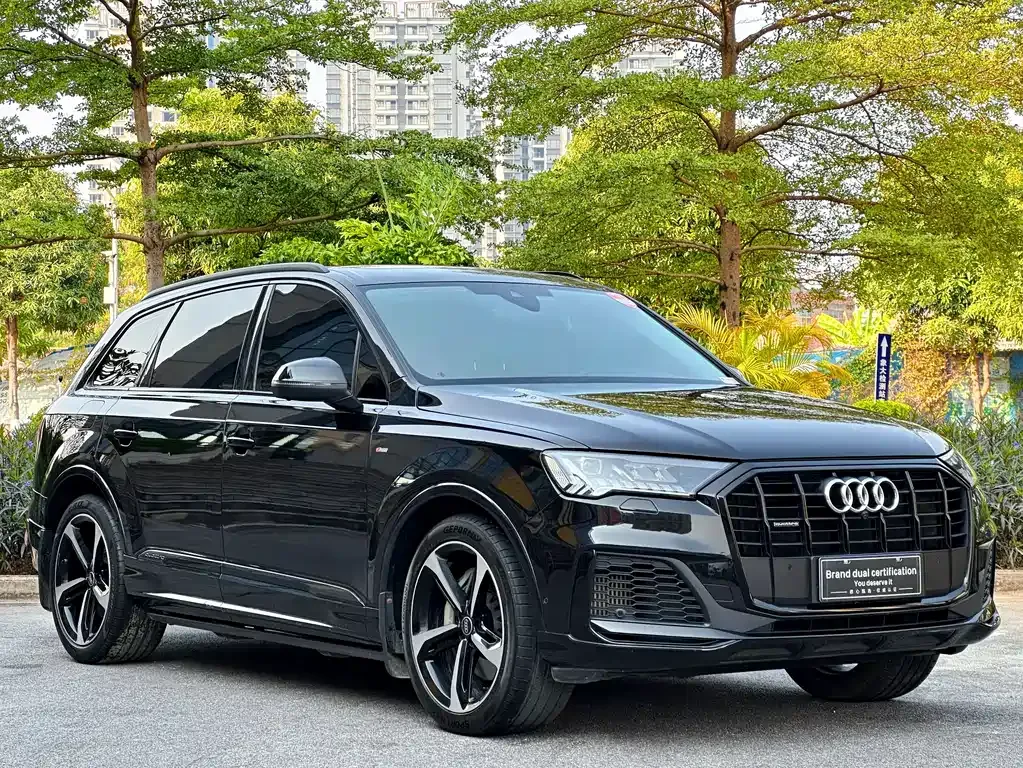 Audi Q7 — фото 3