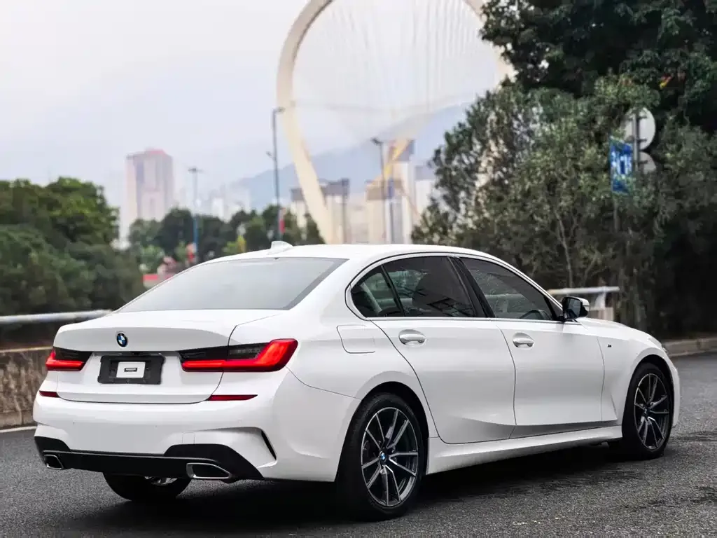 BMW 3 Series — фото 10