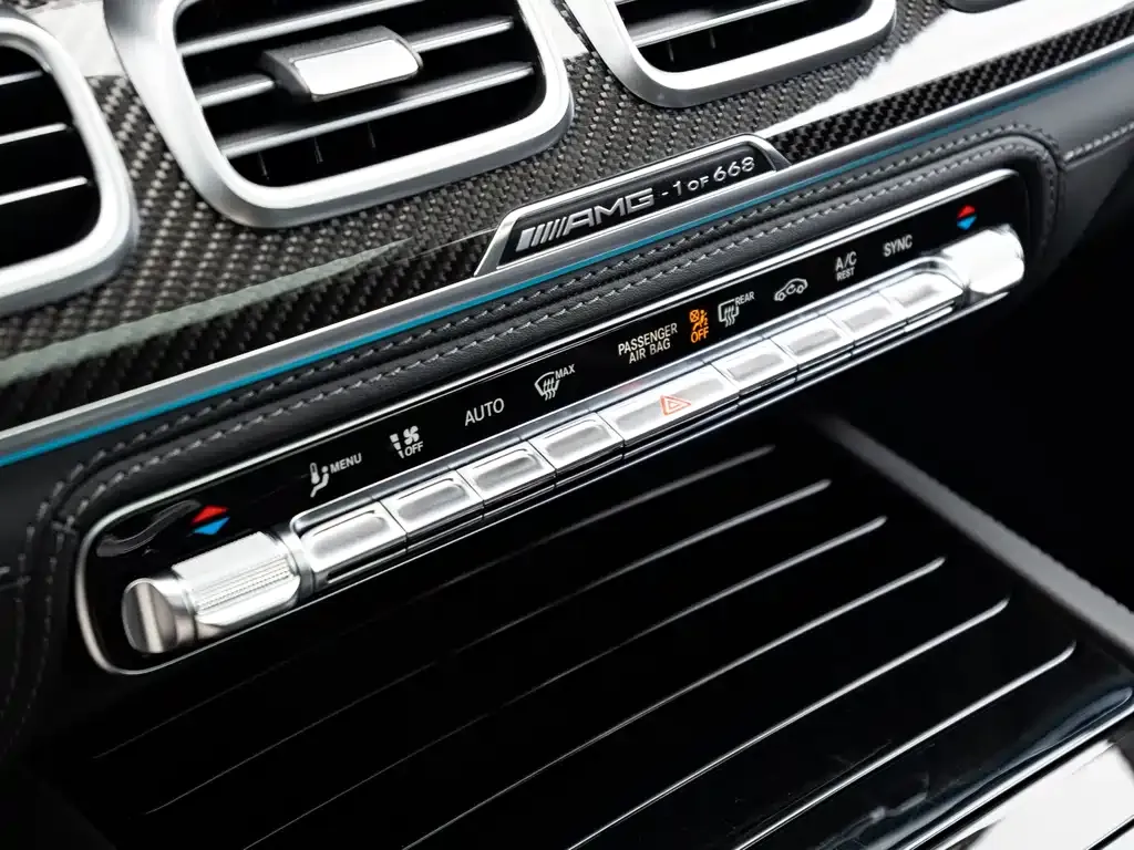 Mercedes-Benz GLS AMG — фото 10