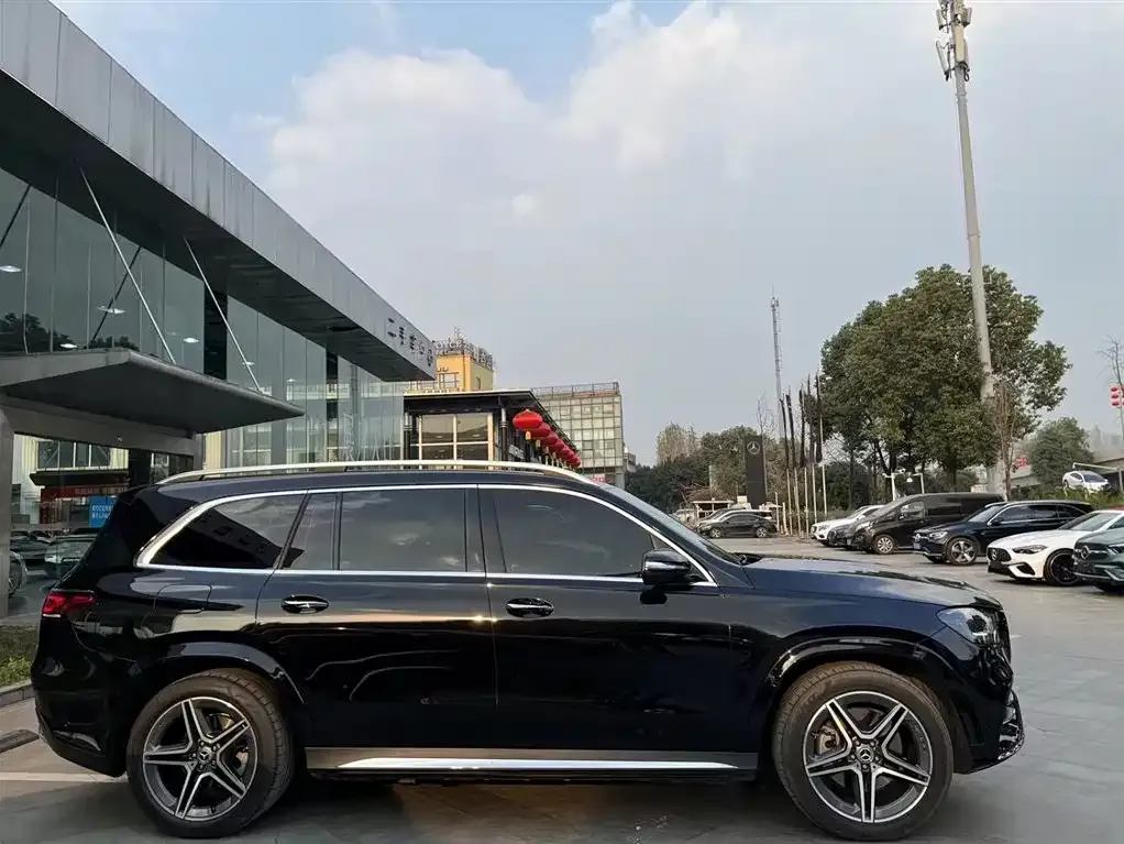 Mercedes-Benz GLS — фото 4