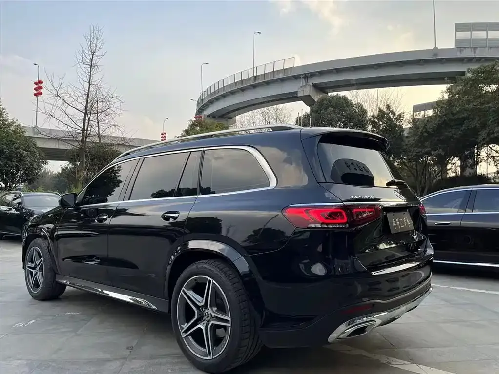 Mercedes-Benz GLS — фото 8