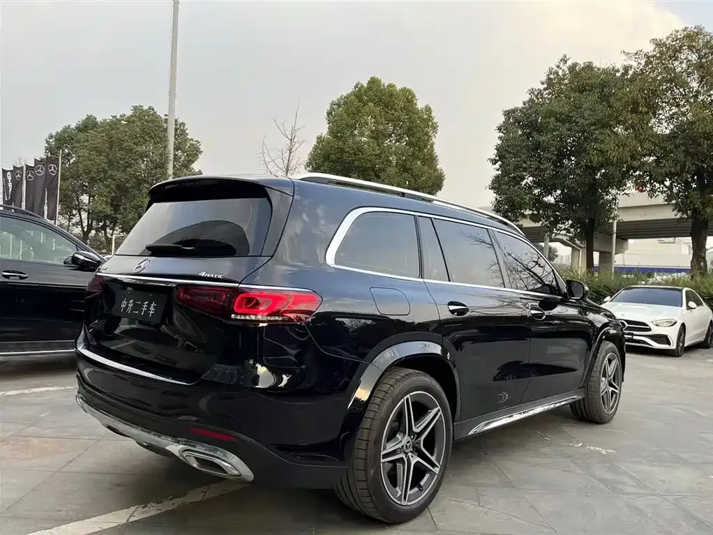 Mercedes-Benz GLS — фото 5