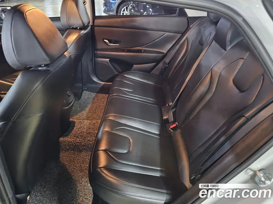 Hyundai AVANTE — фото 2