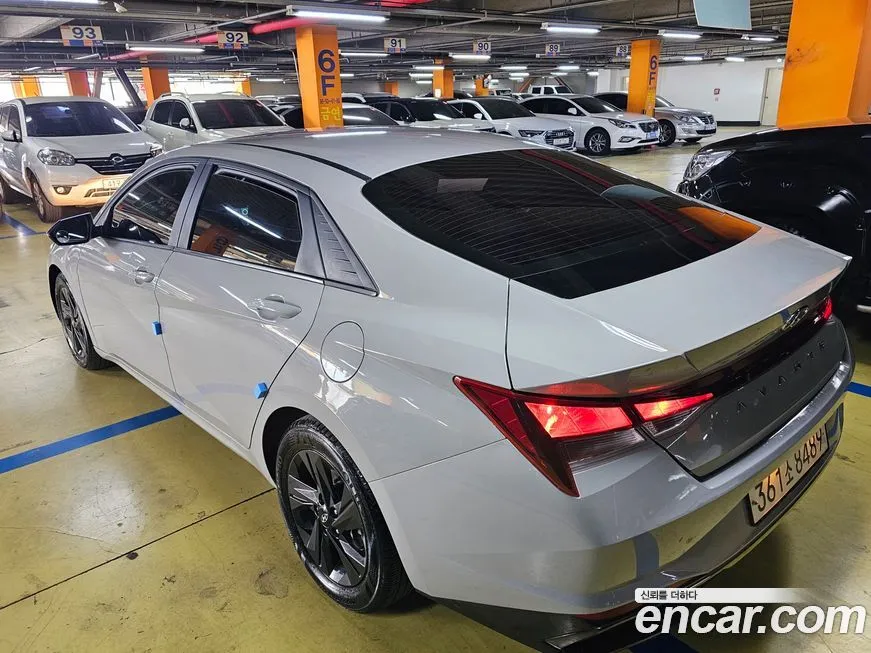 Hyundai AVANTE — фото 6