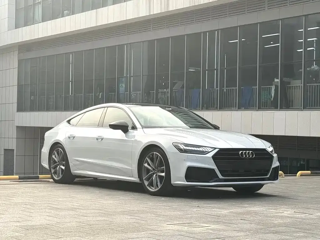 Audi A7 — фото 7