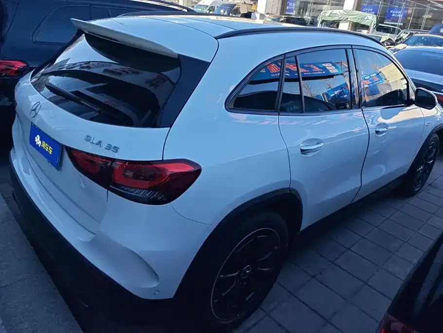 Mercedes-Benz GLA AMG — фото 4