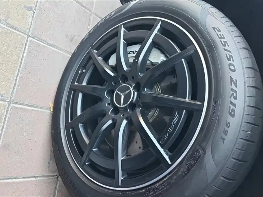 Mercedes-Benz GLA AMG — фото 10