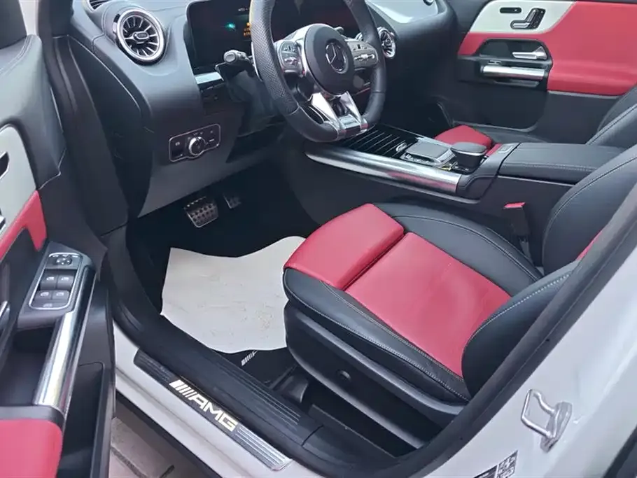 Mercedes-Benz GLA AMG — фото 5