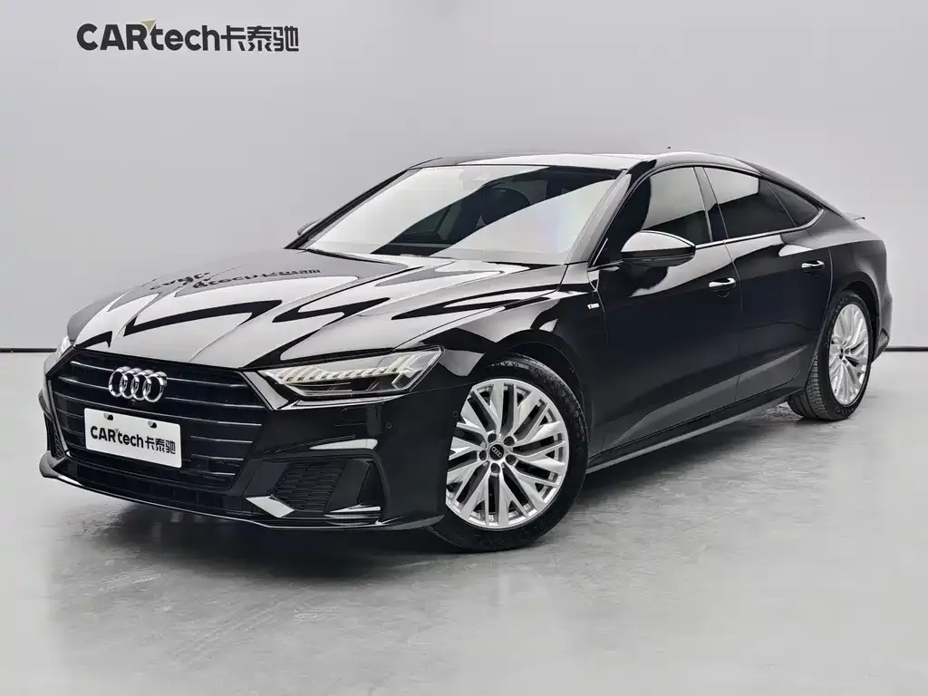 Audi A7 — фото 1