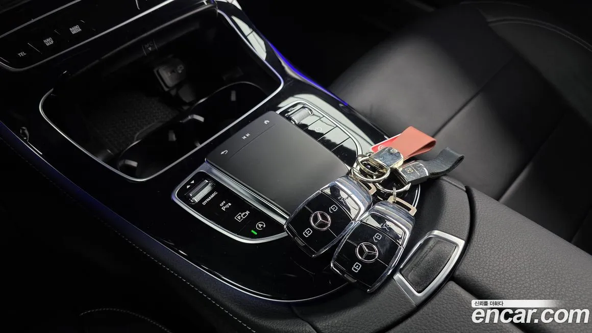 Mercedes-Benz E-Class — фото 9