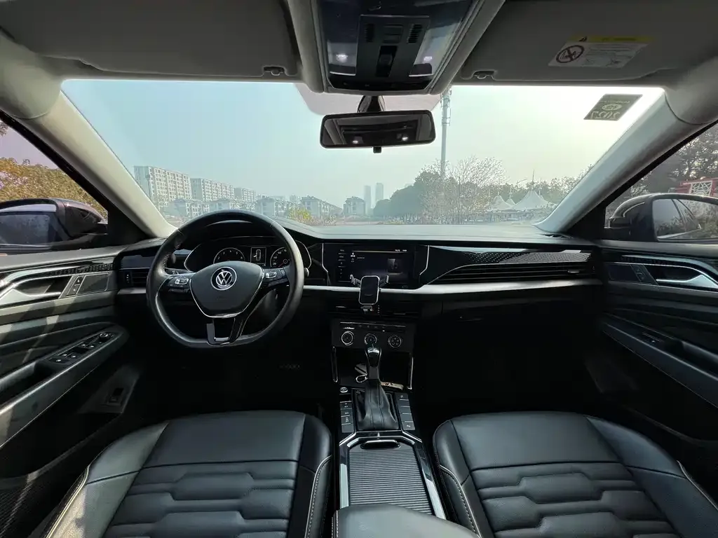 Volkswagen Passat — фото 5
