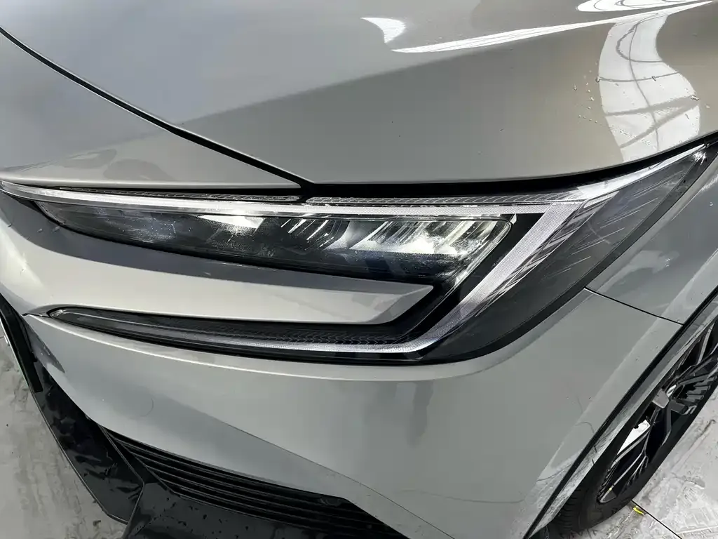 Honda e:NP2 — фото 7