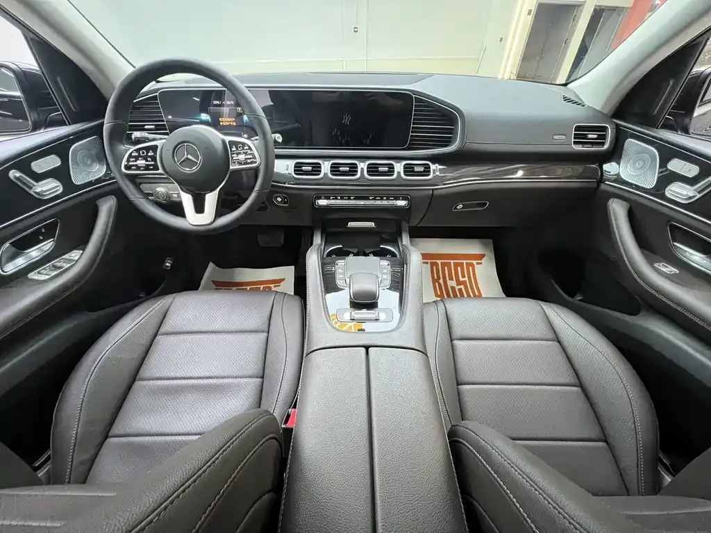 Mercedes-Benz GLE — фото 7