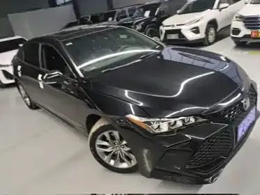 Toyota Avalon — фото 2
