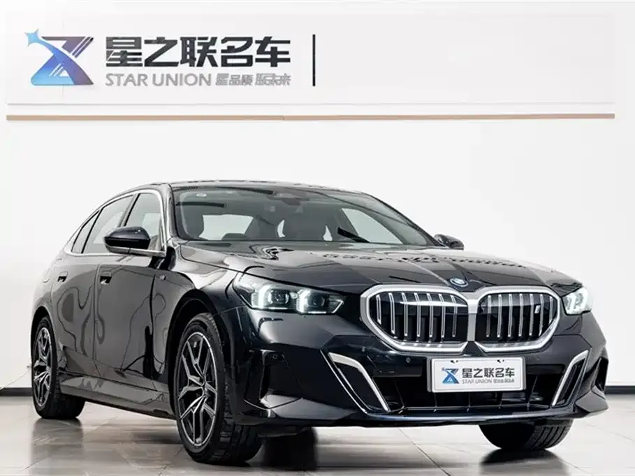 BMW i5 — фото 2