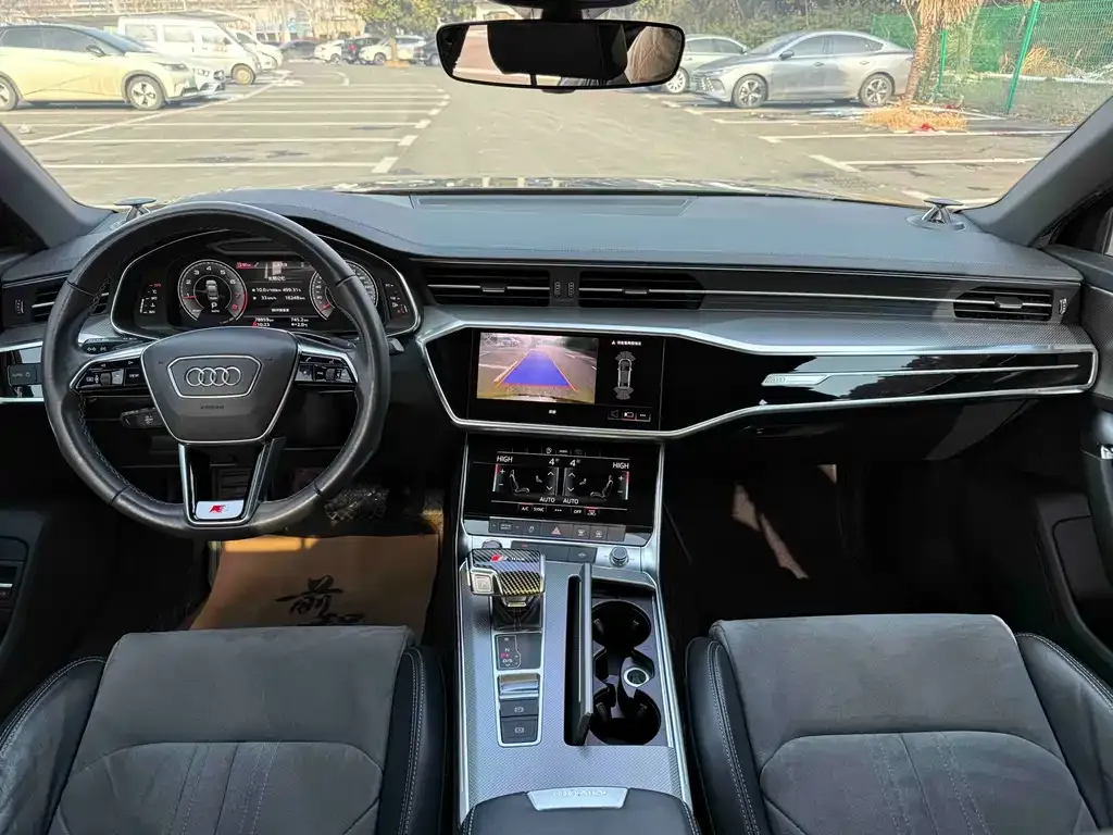 Audi A6L — фото 2