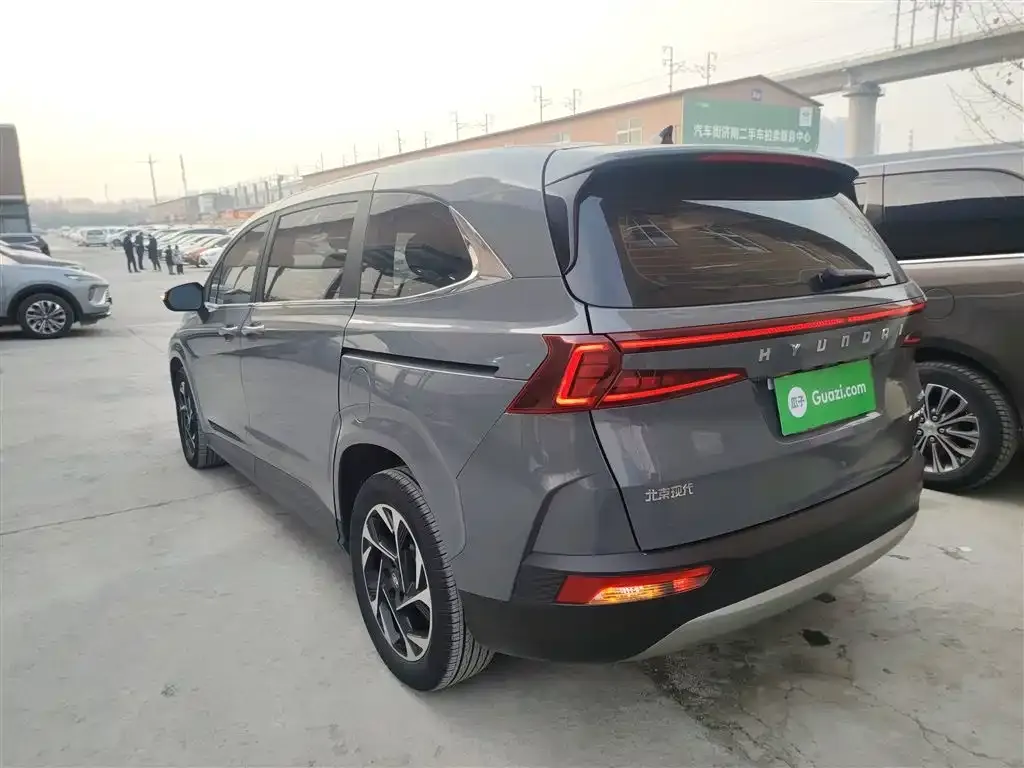 Hyundai Custo — фото 4